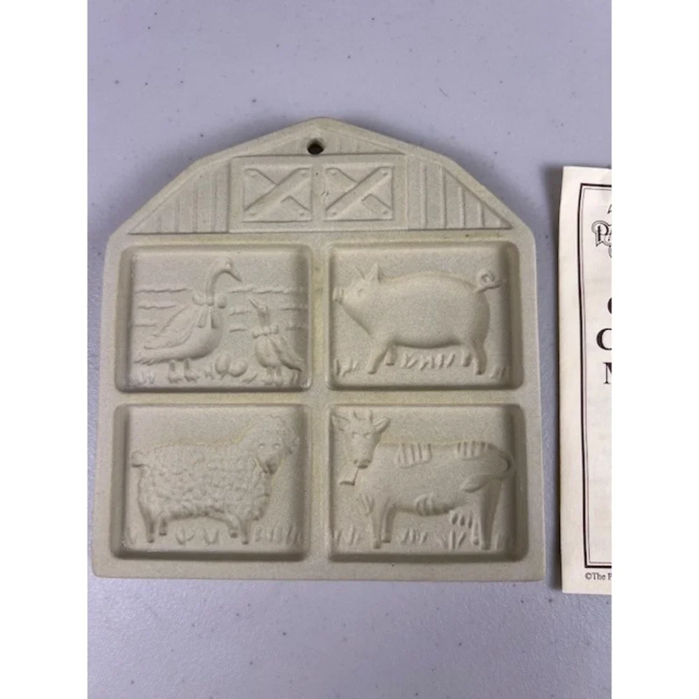 Pampered Chef Farmyard Friends Clay Cookie Mold Barn Animals 1994 USA Vintage